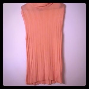 I'm selling a Dress